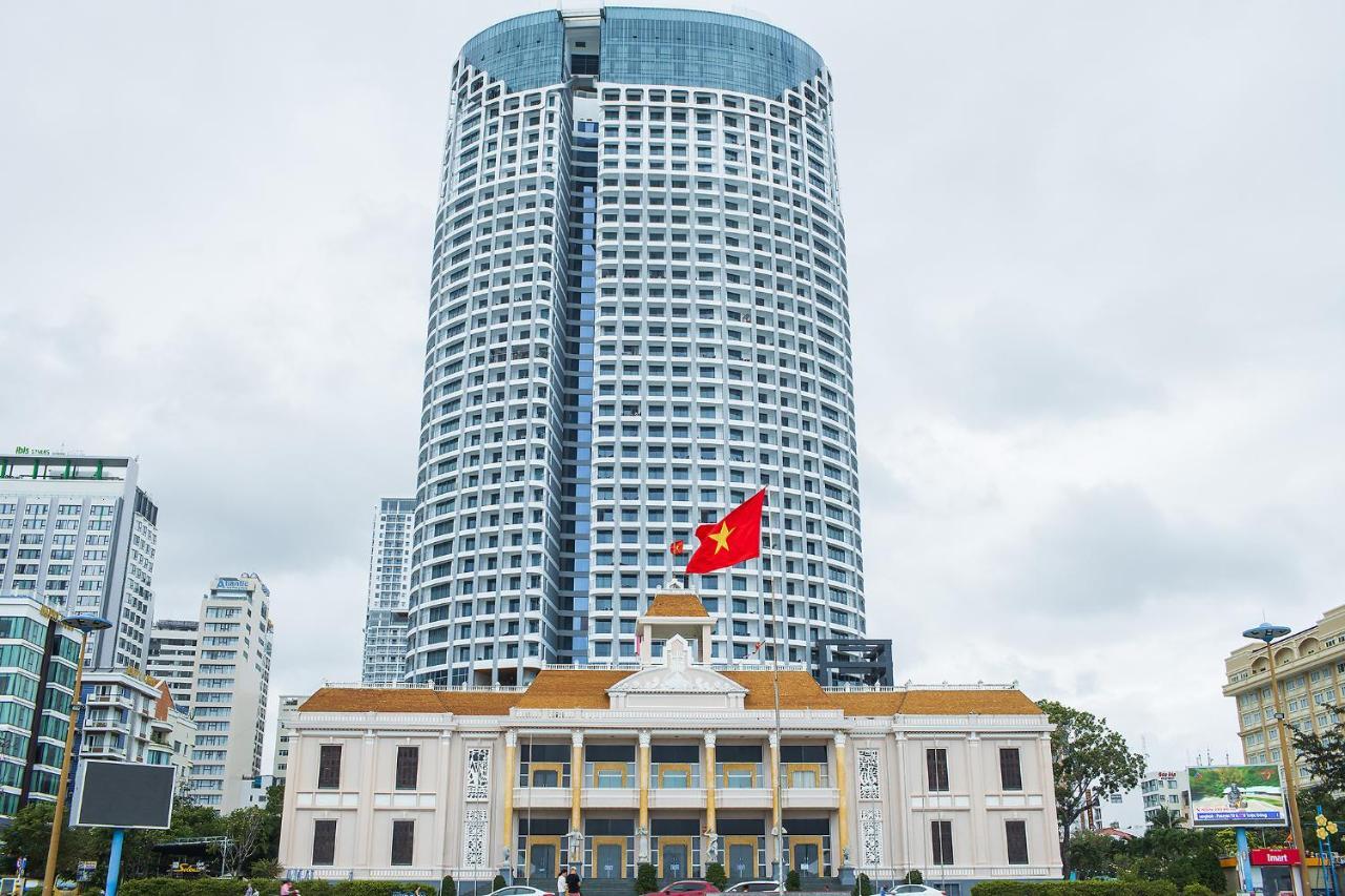 Panorama Central Nha Trang- Vietnam'S Highest Infinitive Rooftop Pool Exterior foto